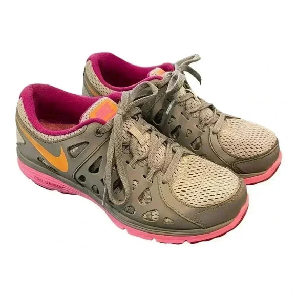 Nike Dual Fusion Women’s Size 6.5 Run 2 Wolf Grey Orange Pink Running Shoes - Picture 3 of 6
